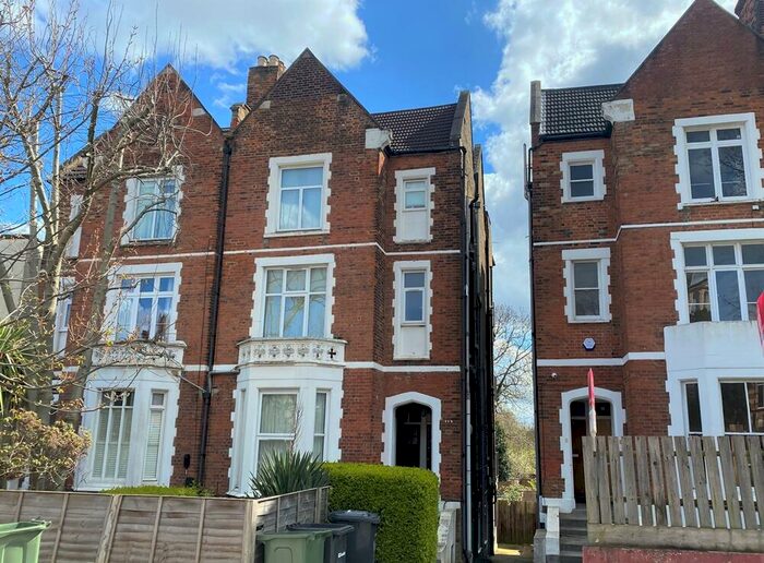 1 Bedroom Apartment To Rent In Dartmouth Road, Forest Hill, London, SE23