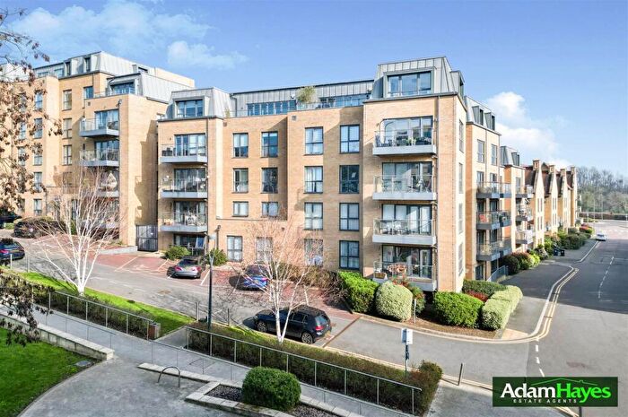 1 Bedroom Barn Conversion For Sale In Royal Engineers Way, Mill Hill, NW7