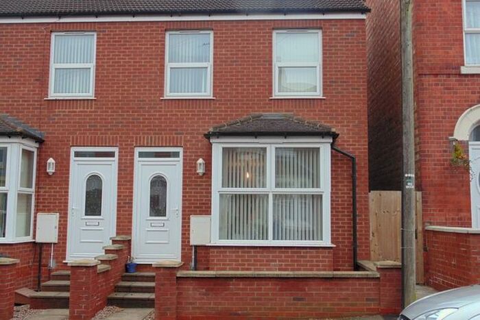 2 Bedroom End Of Terrace House To Rent In North Street, Wellingborough, NN8