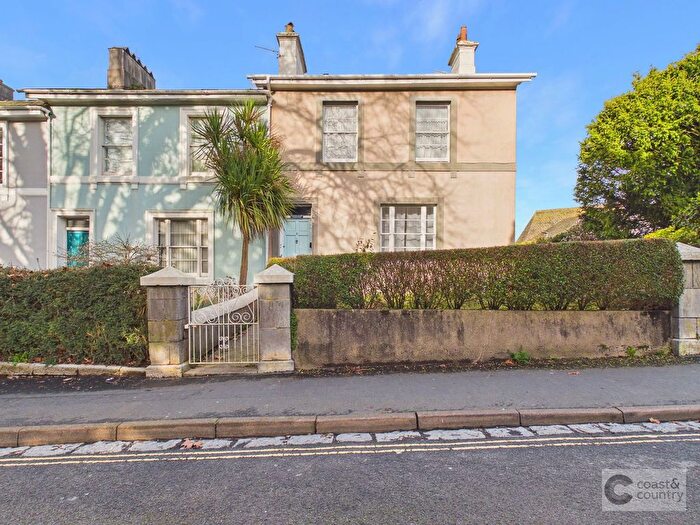 6 Bedroom End Terrace House For Sale In Devon Square, Newton Abbot, TQ12