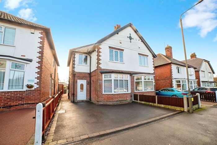 3 Bedroom Semi Detached House For Sale In Grange Street, Alfreton, DE55