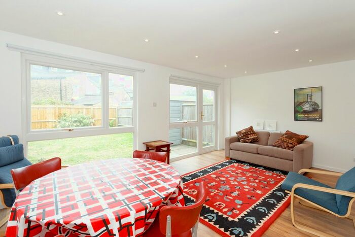 2 Bedroom Terraced House To Rent In Kirkwood Road, Nunhead, London, SE15