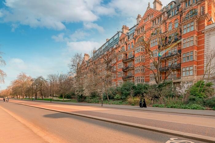 5 Bedroom Flat To Rent In Knightsbridge, London, SW1X