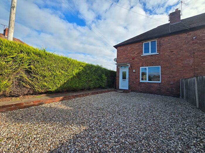 2 Bedroom End Of Terrace House To Rent In Oakfield Road, Market Drayton, TF9