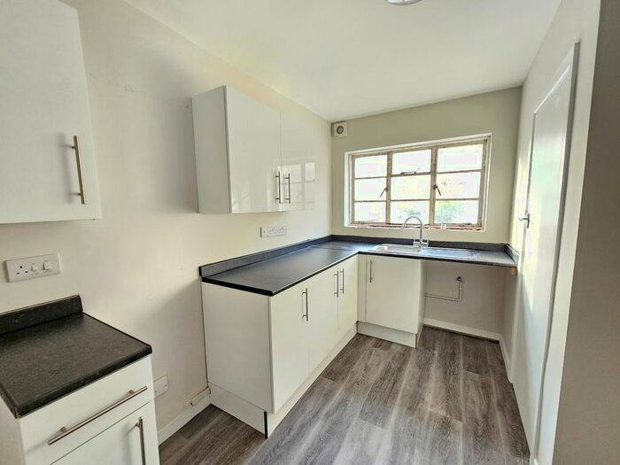2 Bedroom Property To Rent In Banister Grange, Banister Road, Southampton, SO15