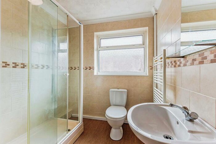 2 Bedroom Detached Bungalow For Sale In Bettina Close, Poplar Farm, CV10