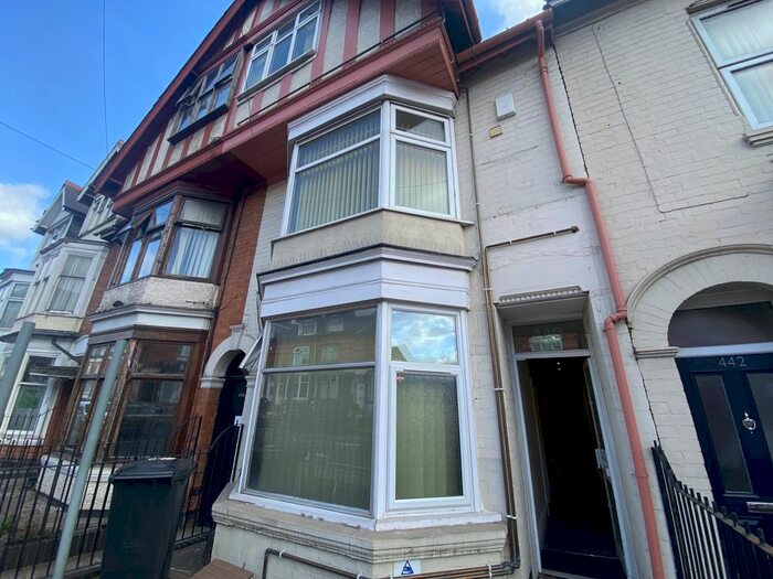 2 Bedroom Flat To Rent In East Park Road, Leicester LE5