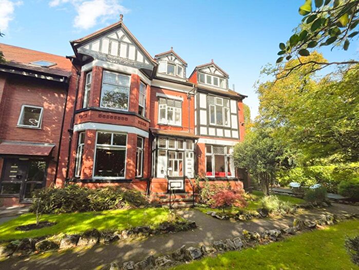 2 Bedroom Flat For Sale In Stonecroft, Parkfield Road South, Didsbury, Manchester, M20