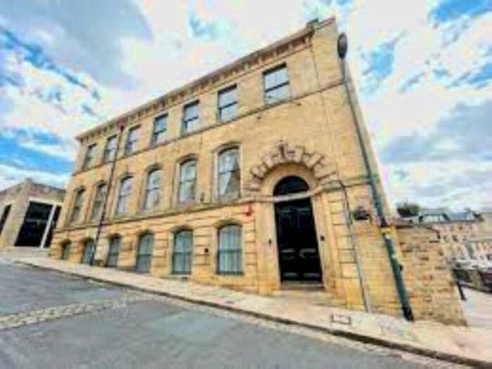 1 Bedroom Flat To Rent In Delaunay House, Burnett Street, Bradford, BD1