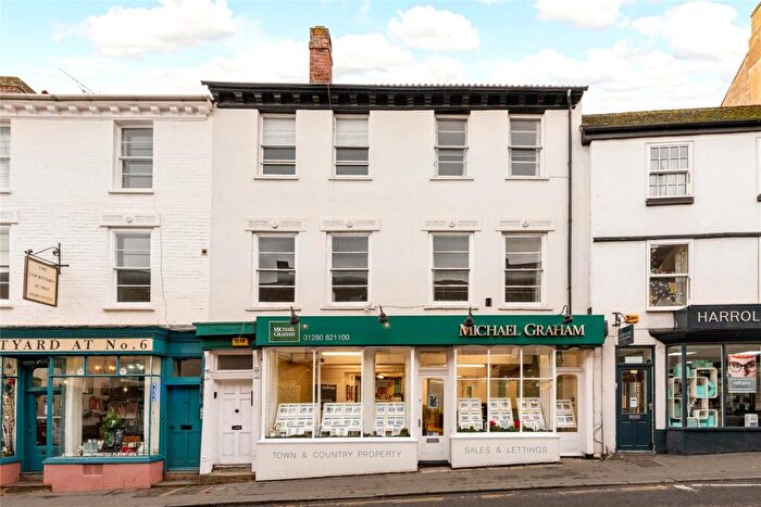 2 Bedroom Apartment To Rent In Bridge Street, Buckingham, Buckinghamshire, MK18