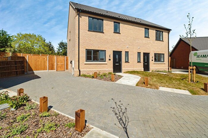 3 Bedroom Semi-Detached House For Sale In Jubilee Way, Holton, Halesworth, IP19