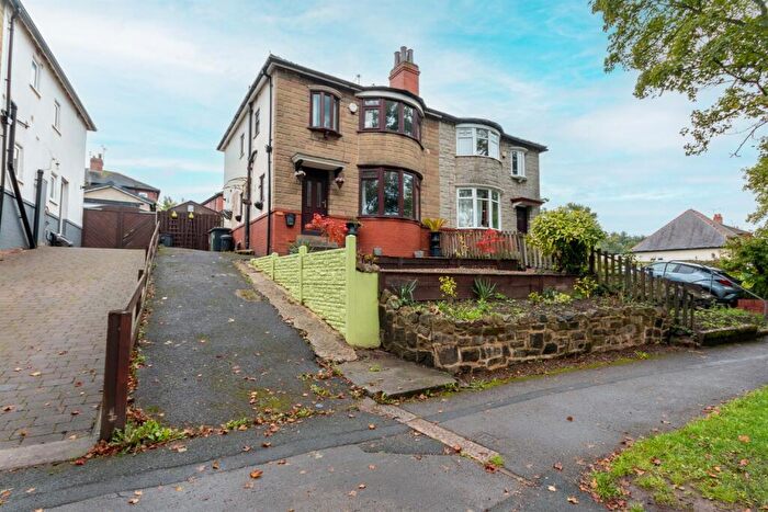 3 Bedroom Semi-Detached House For Sale In Foundry Lane, Leeds, LS14
