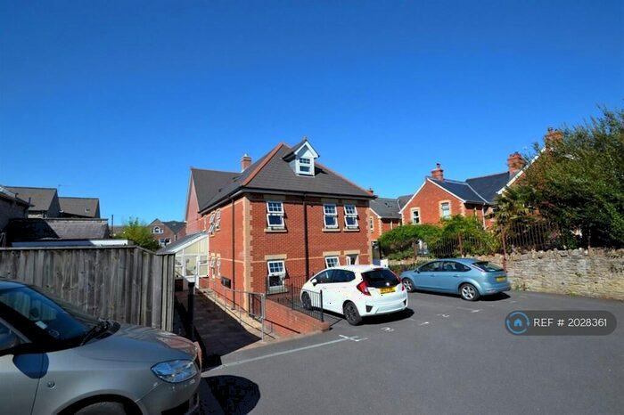 3 Bedroom Flat To Rent In Argyle Court, Swanage, BH19