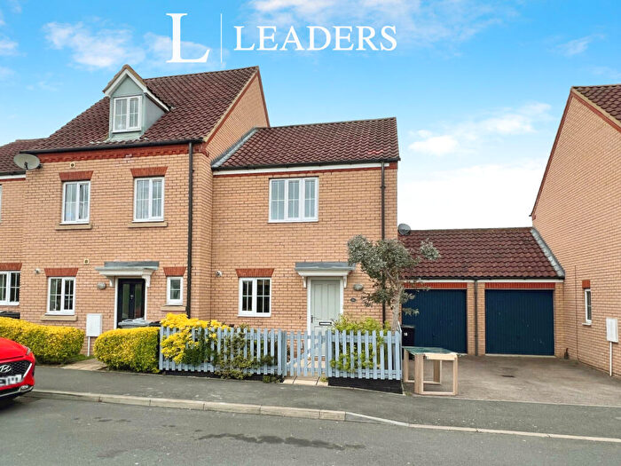 2 Bedroom End Of Terrace House To Rent In Sandown Drive, Bourne, PE10