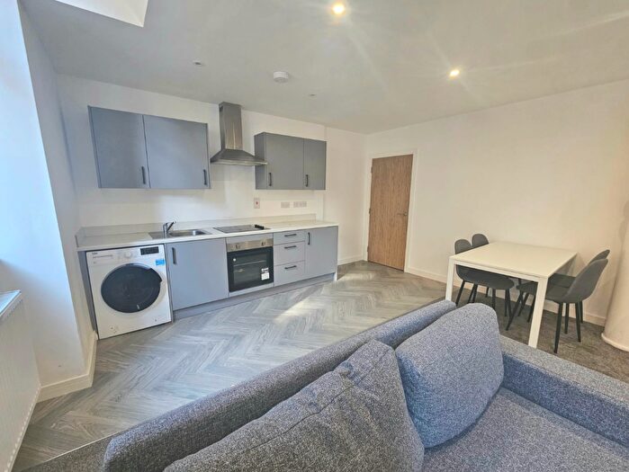 2 Bedroom Apartment To Rent In Duke Street, Bradford, BD1
