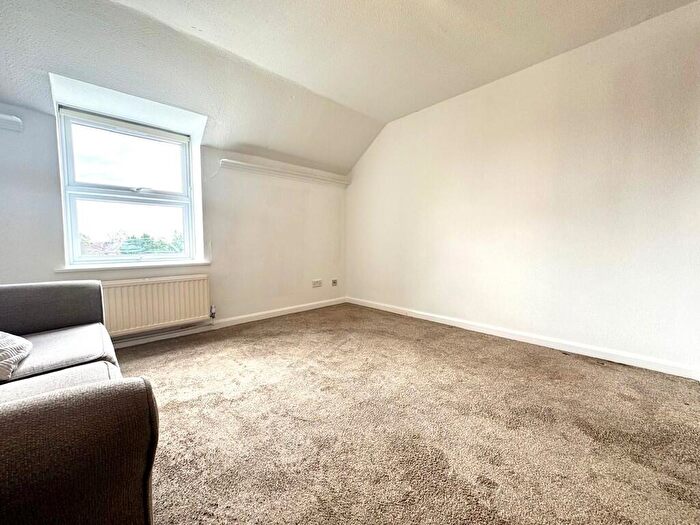 1 Bedroom Apartment For Sale In Barnview Lodge, College Road, Harrow, HA3