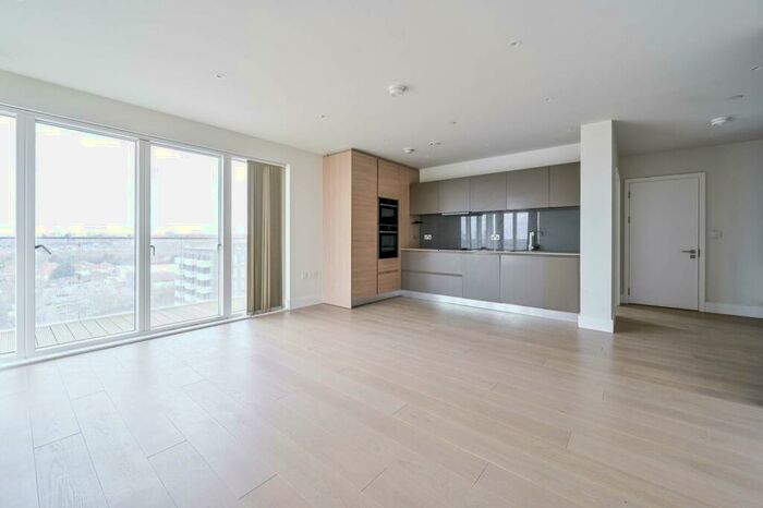 2 Bedroom Flat To Rent In Patterson Tower, Kidbrooke, London, SE3