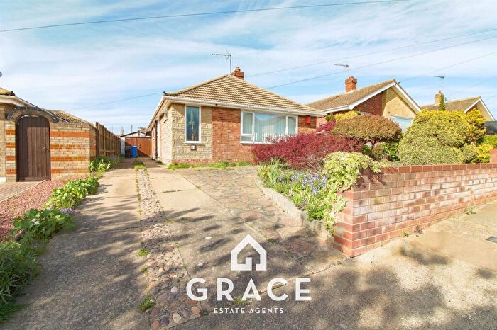 2 Bedroom Detached Bungalow For Sale In Woods Loke West, Lowestoft, NR32