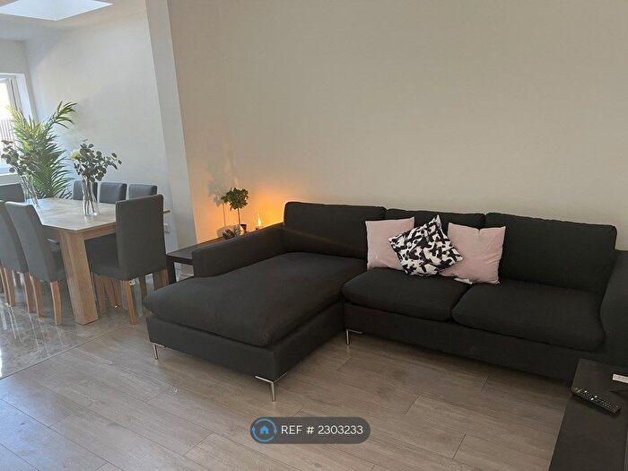 5 Bedroom Terraced House To Rent In Farmer Road, London, E10