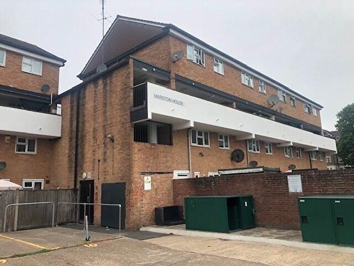 5 Bedroom Flat To Rent In Marston House, Redhill, RH1