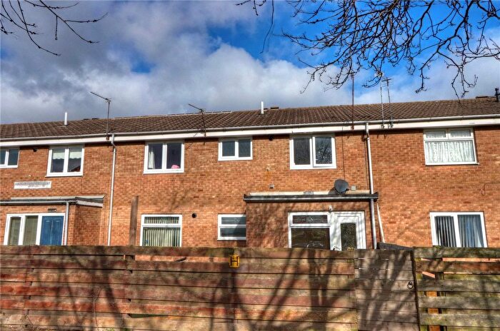 2 Bedroom Flat For Sale In Haggerston Crescent, Newcastle Upon Tyne, Tyne And Wear, NE5