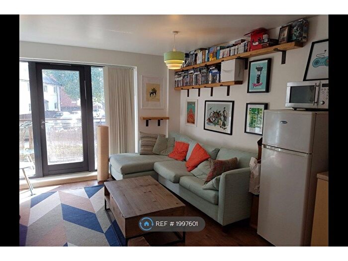 1 Bedroom Flat To Rent In Woodmill Road, London, E5