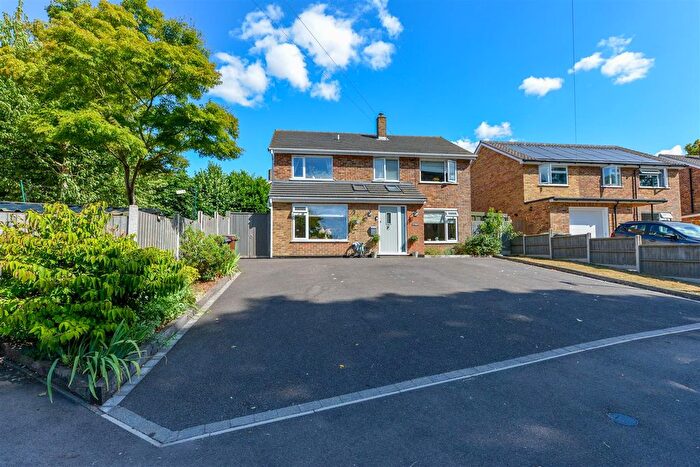 4 Bedroom Detached House For Sale In Westwood Road, Maidstone, ME15