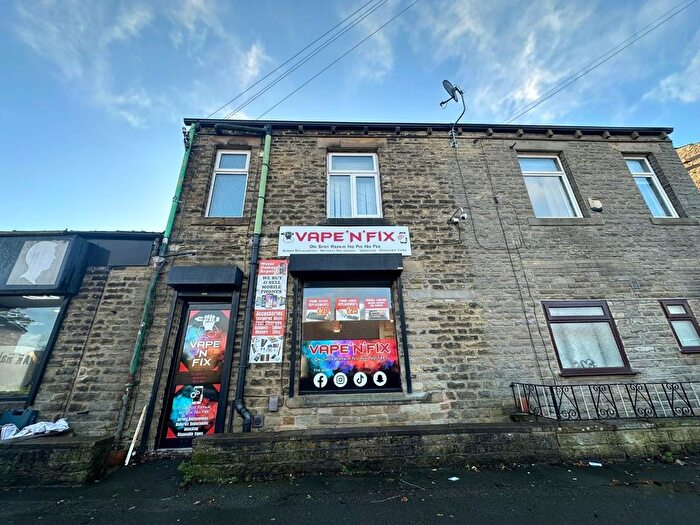 1 Bedroom Property To Rent In A Green Lane, Dewsbury, West Yorkshire, WF13