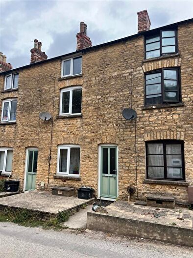 Terraced House To Rent In Rock Hill, Chipping Norton, OX7