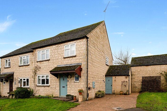 3 Bedroom Semi Detached House For Sale In The Leasows, Broadwell, Moreton-In-Marsh, Gloucestershire, GL56