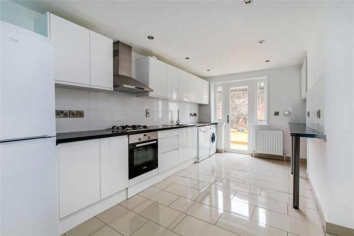 5 Bedroom Terraced House To Rent In New Kings Road, Fulham, SW6