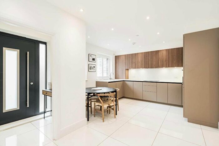 4 Bedroom House To Rent In Pattison Road, London, NW2