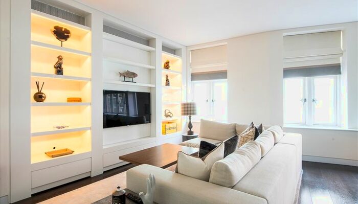 1 Bedroom Flat To Rent In Binney Street (Duke Street), Mayfair, London, W1K