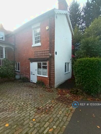 1 Bedroom Semi-Detached House To Rent In Alcester Road, Finstall, Bromsgrove, B60