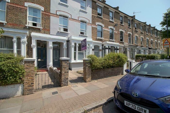 2 Bedroom Apartment To Rent In Romilly Road, Highbury, Haringey, Finsbury Park, Holloway, London, N4