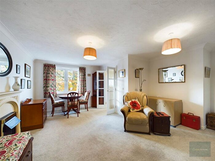 1 Bedroom Retirement Property For Sale In Giffords Court, Melksham, SN12