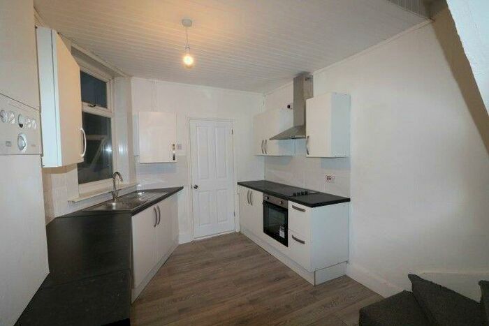 2 Bedroom Terraced House To Rent In St Johns Road, Gillingham, ME7