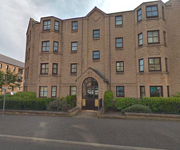 2 Bedroom Flat To Rent In St. Leonards Street, Newington, Edinburgh, EH8