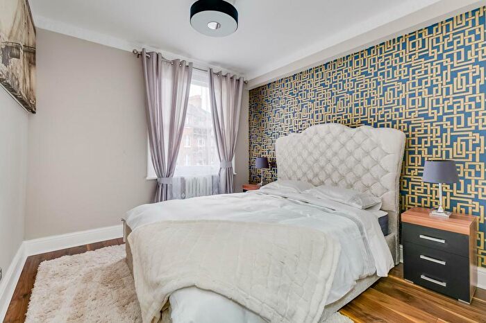 2 Bedroom Flat For Sale In Edith Grove, Chelsea, SW10