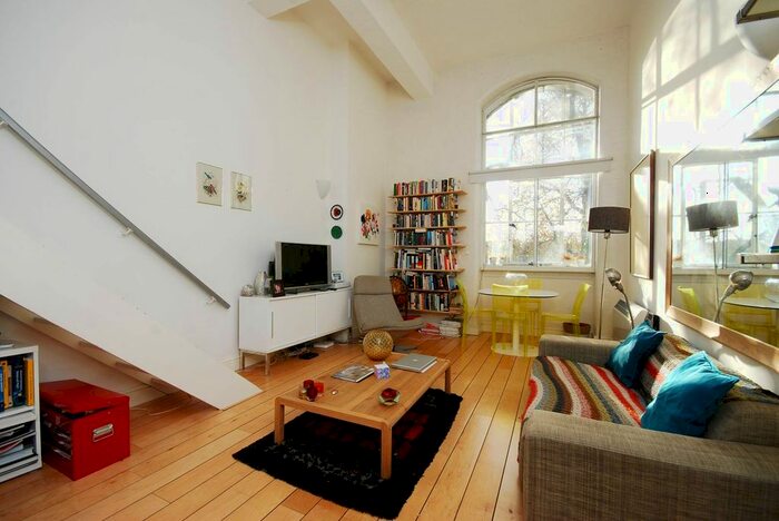 1 Bedroom Flat To Rent In Lexington Building, Bow, London, E3