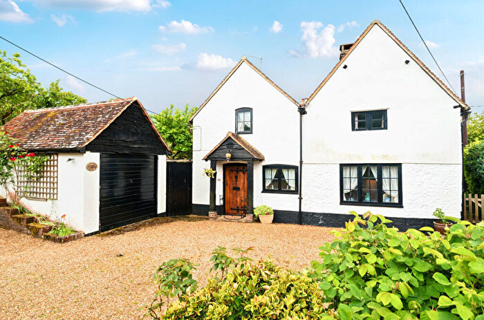 4 Bedroom Garage / Parking For Sale In Thursley Road, Elstead, Godalming, Surrey, GU8