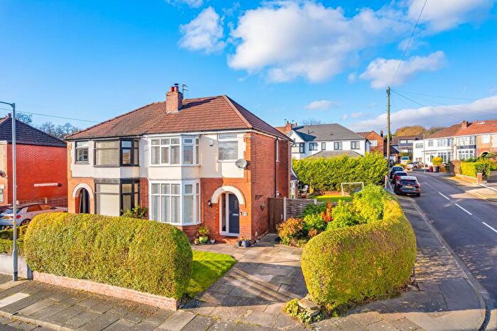 3 Bedroom Semi Detached House For Sale In Jesmond Road, Bolton, BL1