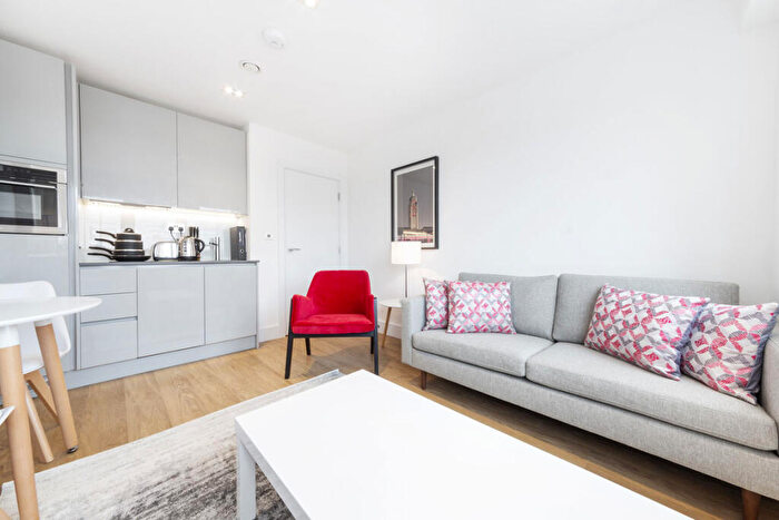 1 Bedroom Flat To Rent In Laporte Way, Bedfordshire, LU4