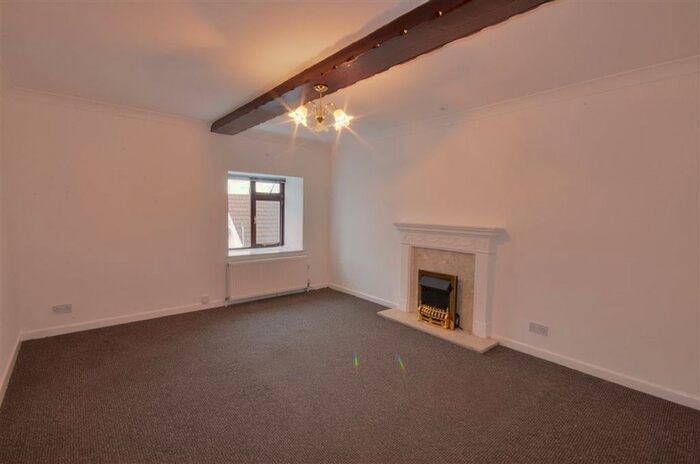 1 Bedroom Flat To Rent In Low Street, Sherburn In Elmet LS25