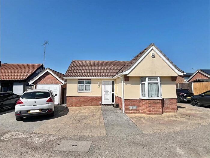 2 Bedroom Detached Bungalow For Sale In Fuchsia Way, Clacton-On-Sea, Essex, CO16