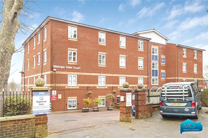 1 Bedroom Apartment To Rent In Church Crescent, London, N10