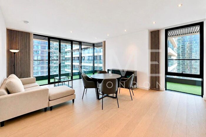 2 Bedroom Apartment To Rent In Bagshaw Building, Wardian, Canary Wharf, E14
