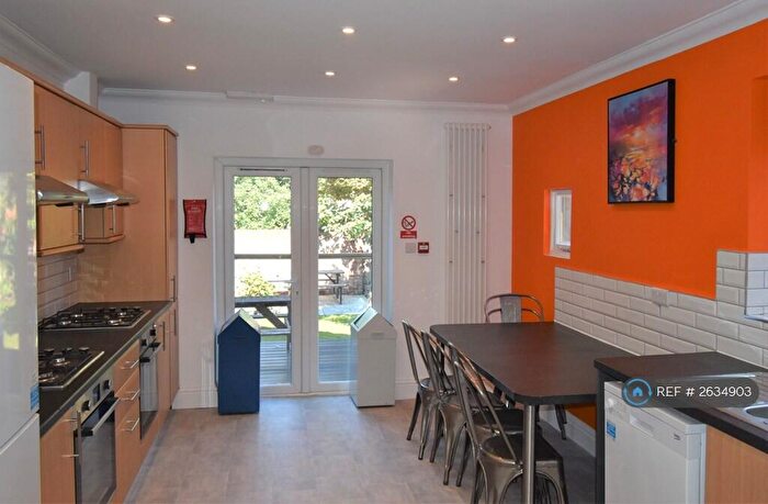 7 Bedroom End Of Terrace House To Rent In Addington Road, Reading, RG1