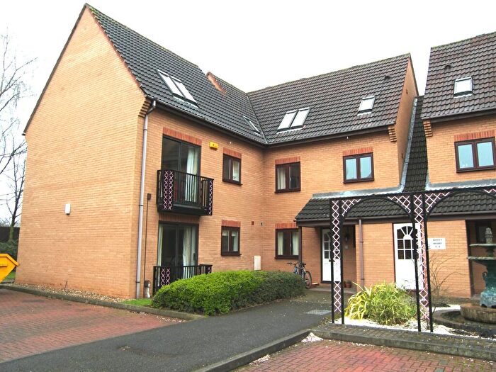 1 Bedroom Apartment To Rent In Avocet Wharf, Castle Marina, NG7