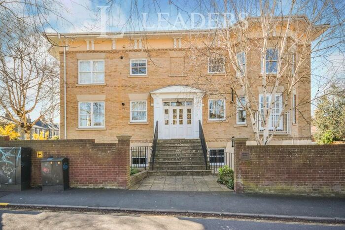 2 Bedroom Apartment To Rent In Earlham Road, Norwich, NR2